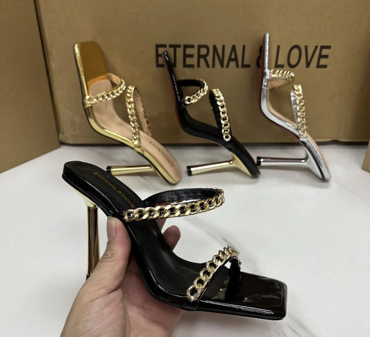 Flirty Chain Heel